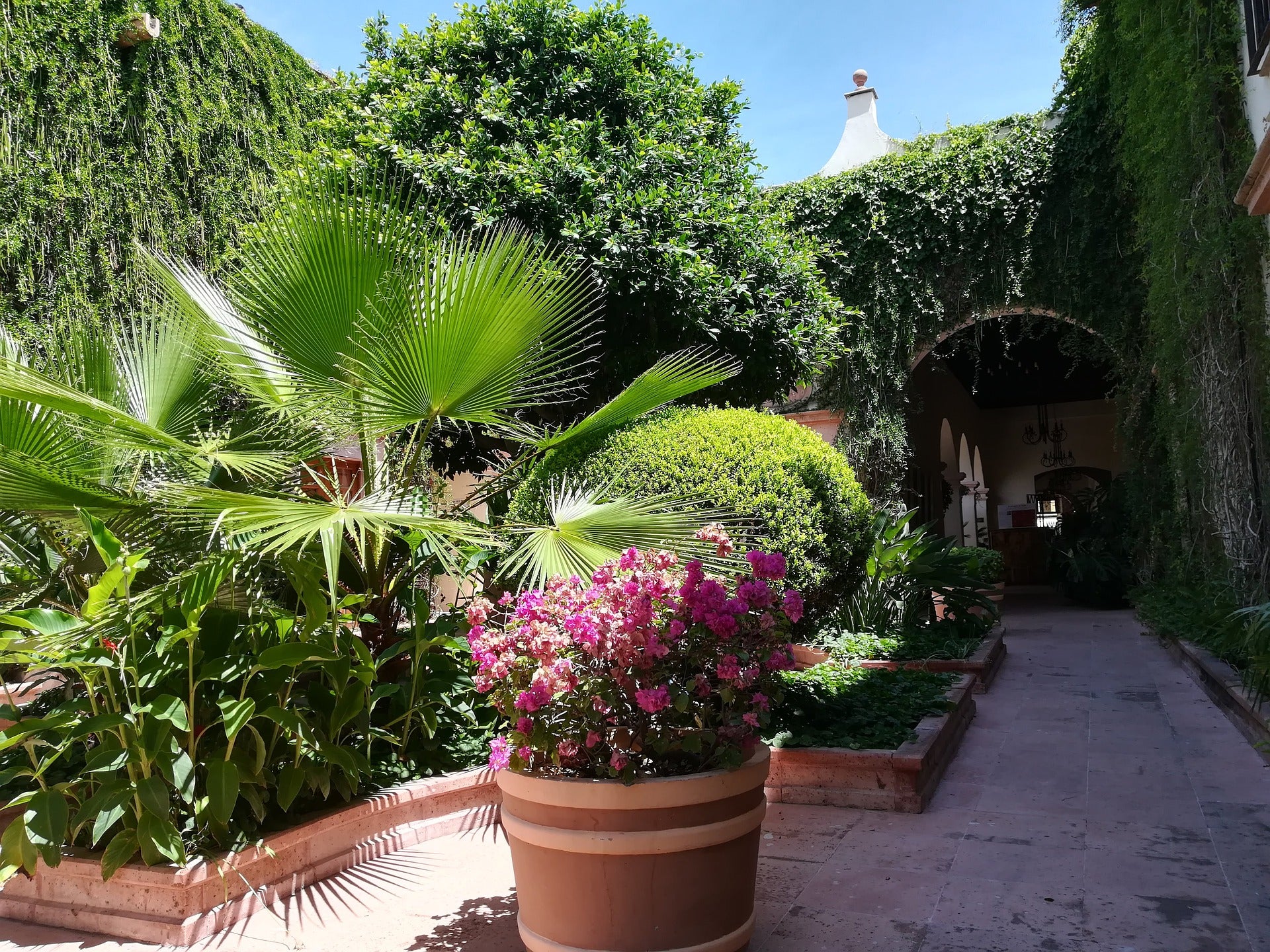 5 Ways to Perk Up Your Patio