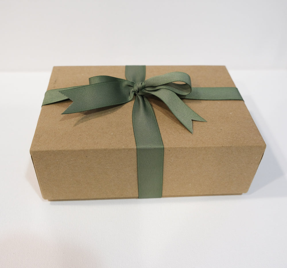 Candle and Chocolates Holiday Gift Box, Lively Root, Accessory, , , , 